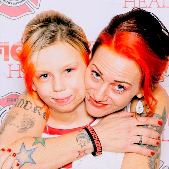 Meet your Posher, Trina - Picture 1 of 1